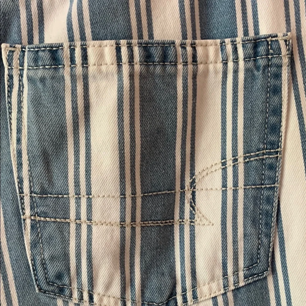 American Eagle Outfitters Blue and White Straight Leg Jeans